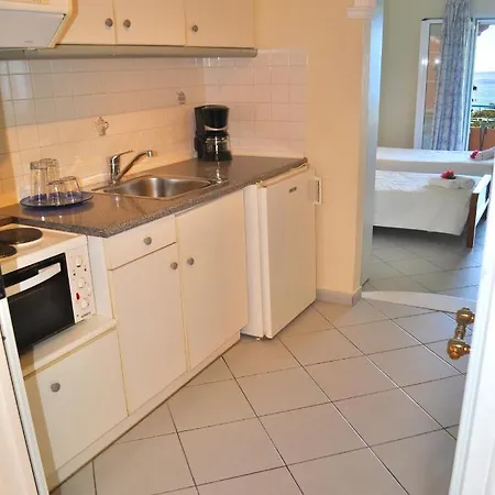 Apartment Studio Papadatos - Beach, Corfu *
