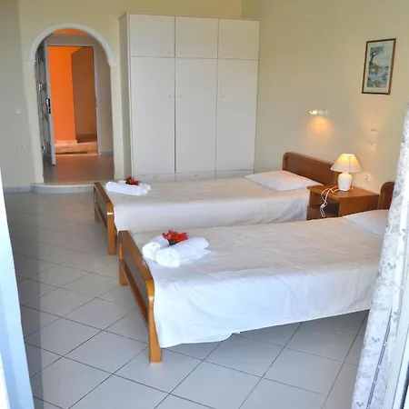 Studio Papadatos - Beach, Corfu *